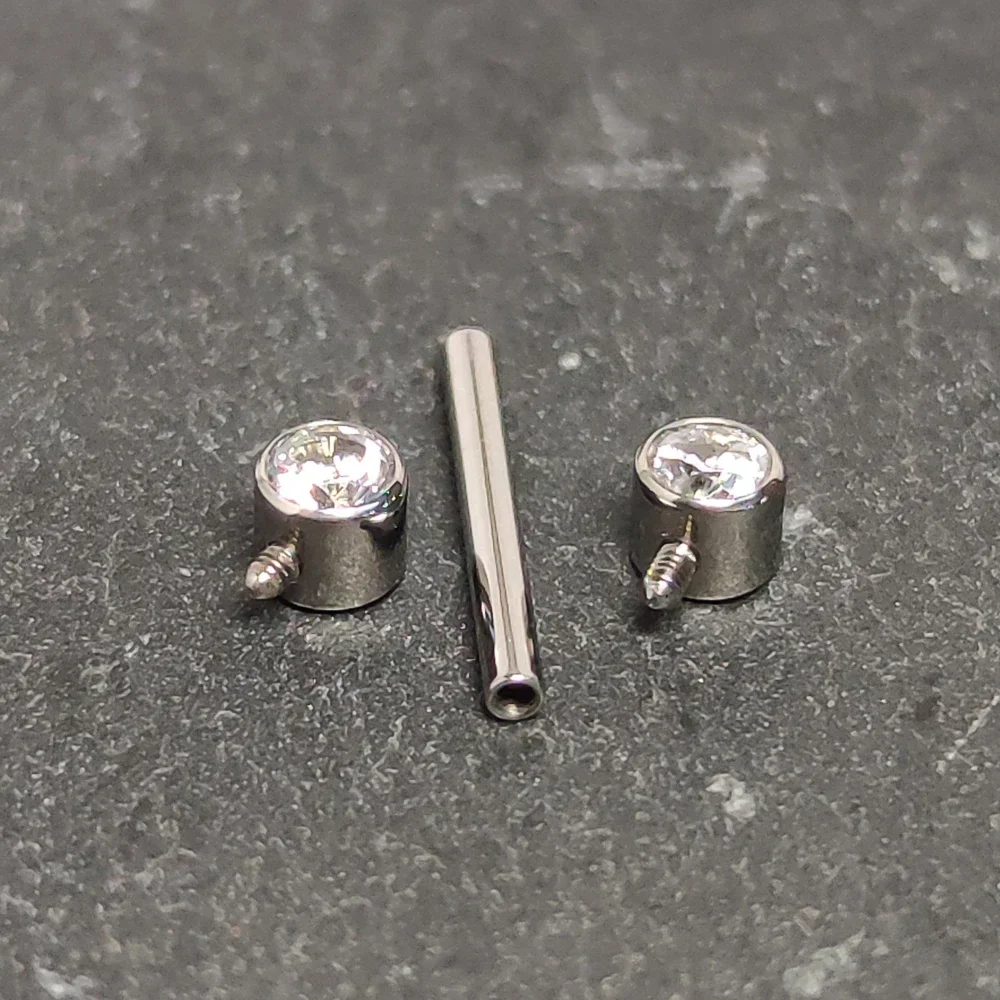 F136 Titanium 14G Zircon Nippl – обзор и цена Body Jewelry Changing Kit